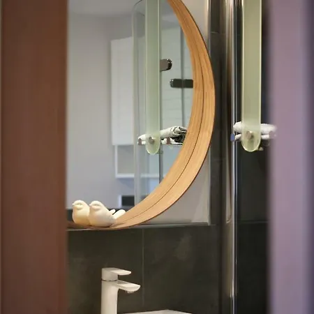 Gemutliche Ferienwohnung Im Gewolbe Bei Apartman *