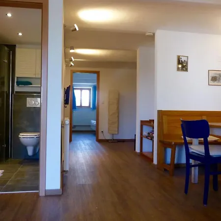 Gemutliche Ferienwohnung Im Gewolbe Bei Ροζενχάιμ